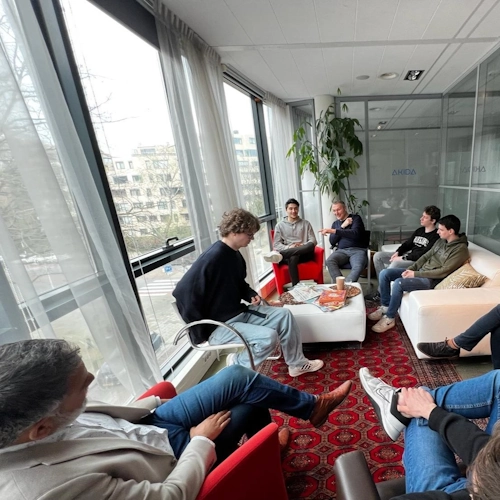 meeting met alle werknemers